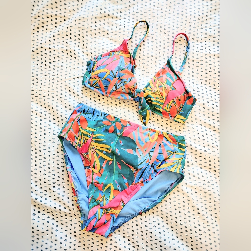 Kona Sol Abstract Tropical Print Bikini SET Size M